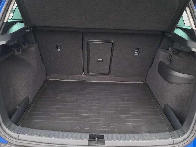 Skoda Karoq 1.5 TSI Clever DSG / KLIMA / NAVI / LED / STHZG