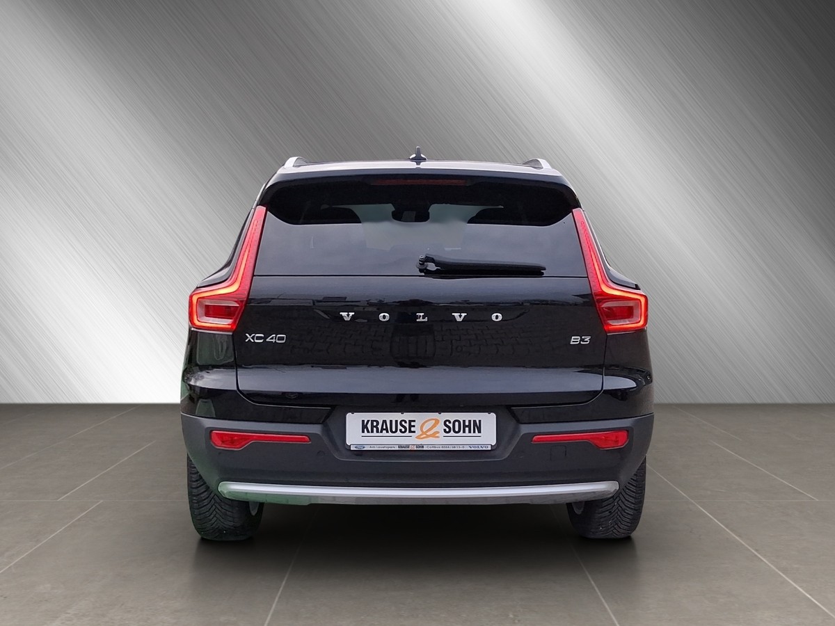 Volvo XC40 Core*NAVI*AHK*PARKASSISTENZ*SITZ- & LENKRADHEIZUNG*