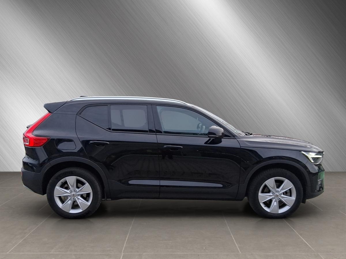 Volvo XC40 Core*NAVI*AHK*PARKASSISTENZ*SITZ- & LENKRADHEIZUNG*