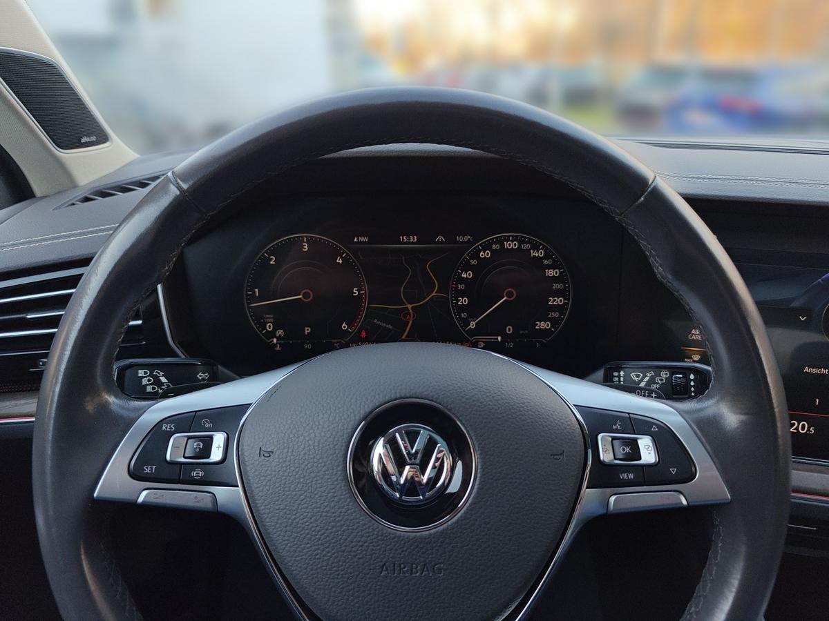 Volkswagen Touareg 3.0 V6 TDI Atmosphere VOLL AHK Memory LED Navi ACC