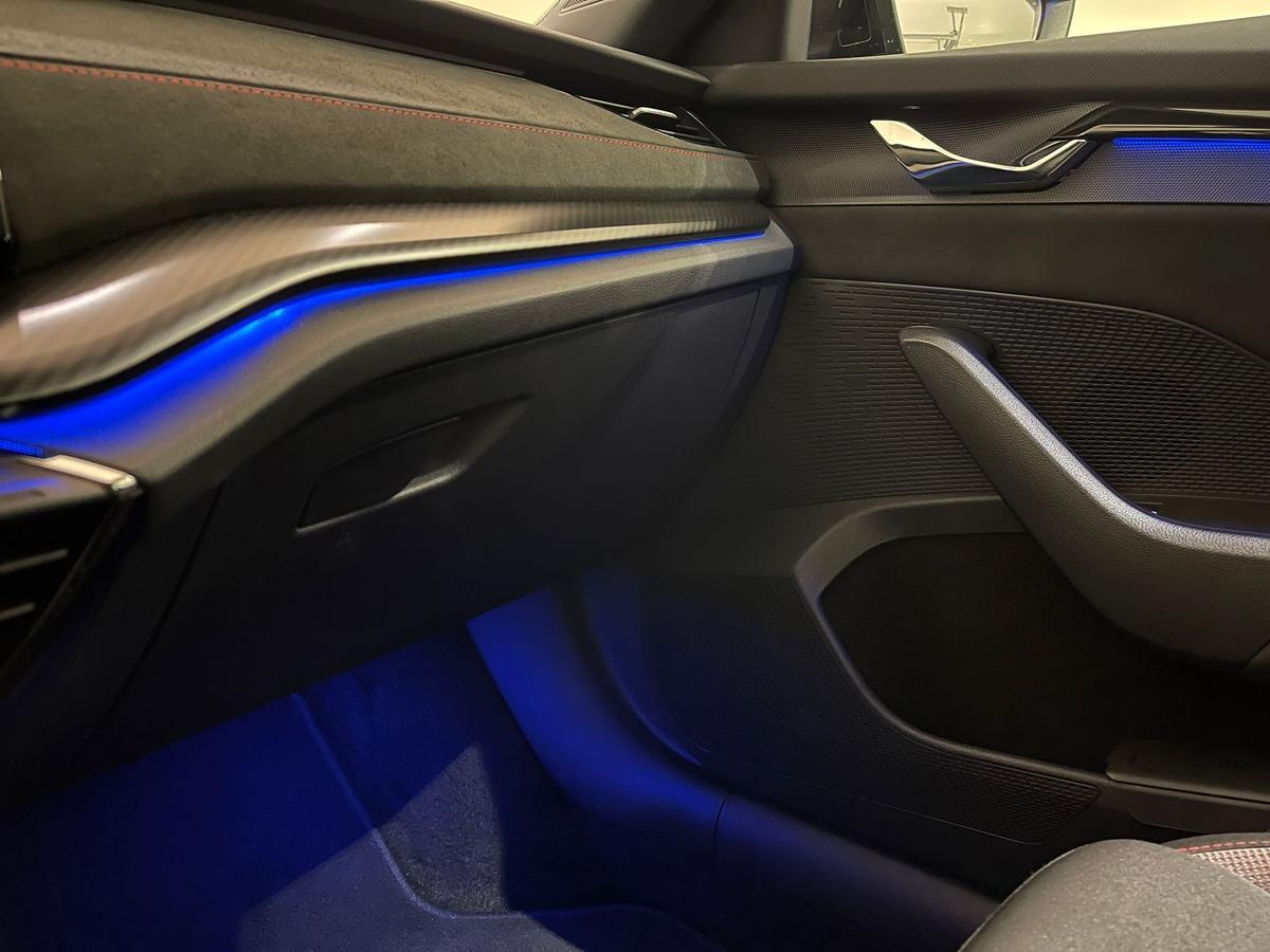 Skoda Octavia Combi RS 1.4 iV AHK Garantie 