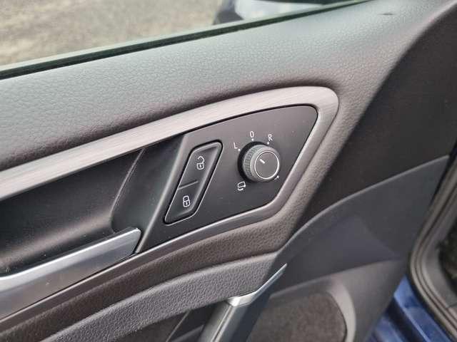 Volkswagen Golf VII Variant Comfortline mit R-Line Paket