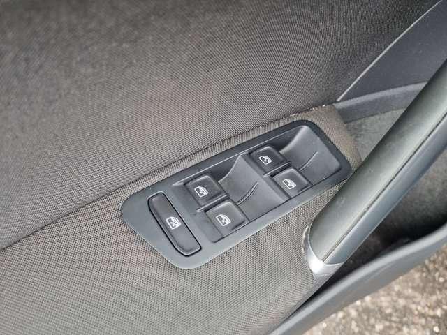 Volkswagen Golf VII Variant Comfortline mit R-Line Paket