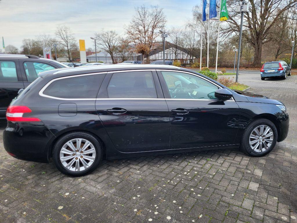 Peugeot 308 SW BlueHDi 130 Allure + KAMERA+WR+