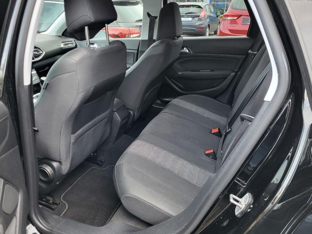 Peugeot 308 SW BlueHDi 130 Allure + KAMERA+WR+