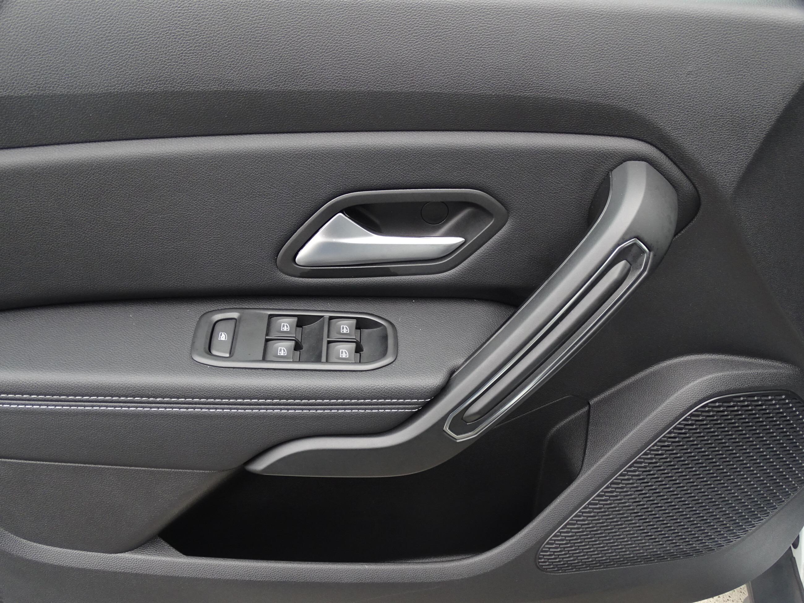 Dacia Duster Prestige TC e 150*AT*NAVI*SHZG*LED*GJR*