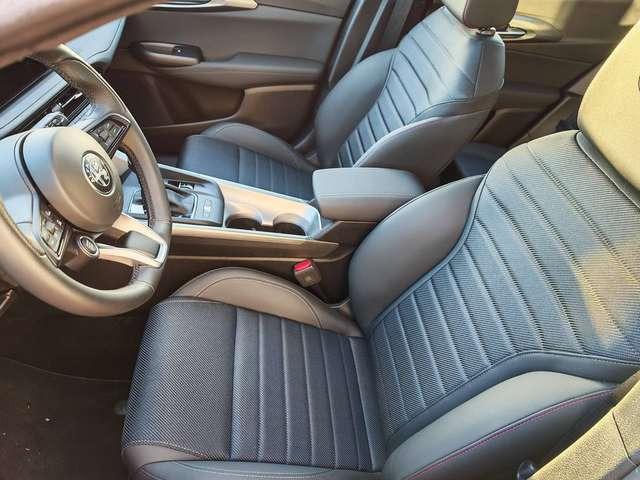 Alfa Romeo Tonale Sprint 1.5 T 48V-Hybrid M+S auf ALU-Kamera-