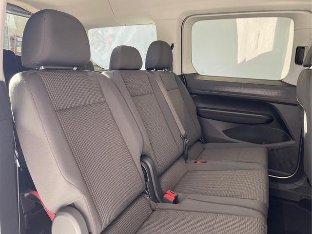 Volkswagen Caddy 1.5 TSI DSG AHK+7Sitz+Cam+KlimaAut...