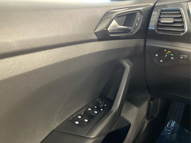 Volkswagen T-Cross 95PS Climatronic+Sitzheiz+PDCvohi+App...