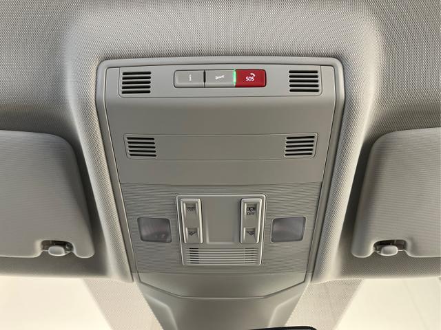 Volkswagen T-Cross 95PS Climatronic+Sitzheiz+PDCvohi+App...