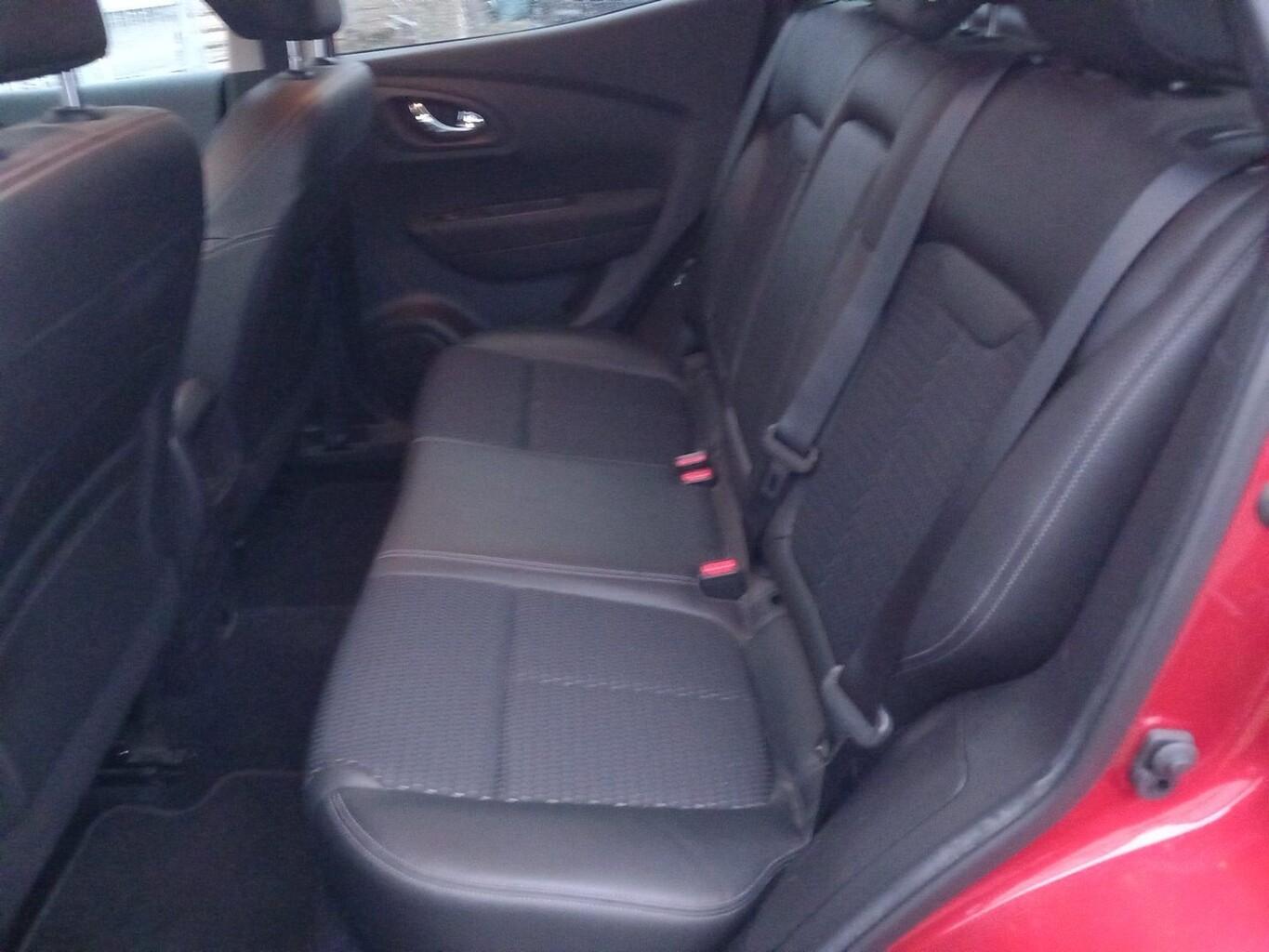 Renault Kadjar 1.2 TCe 130 EDC Limited Nav SHZ PDC LM17Z