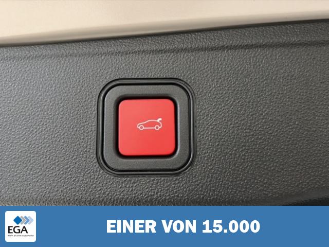 Jeep Avenger e-Hybrid Summit LED NAVI GJR ACC Kamera