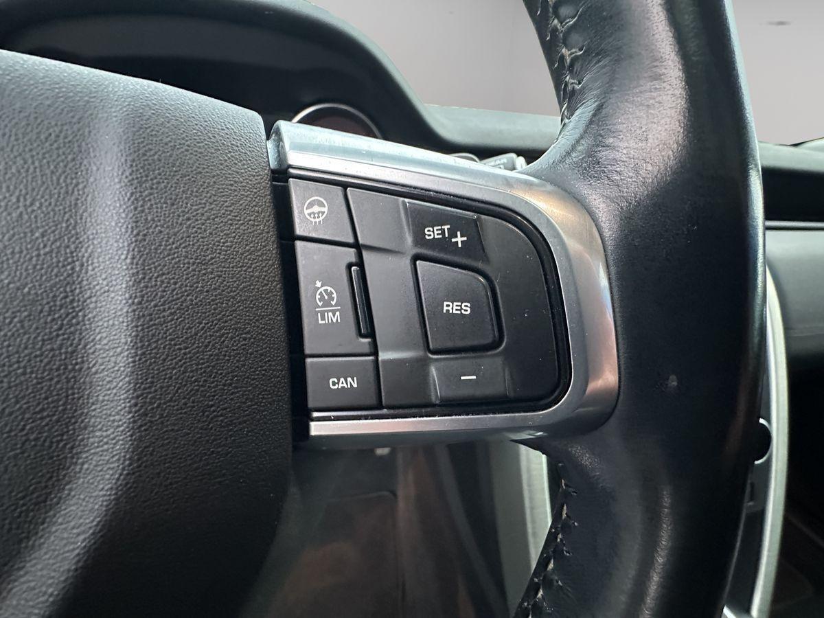 Land Rover Discovery Sport 4WD/Leder/Pano/Standhzg/Kam/SHZ