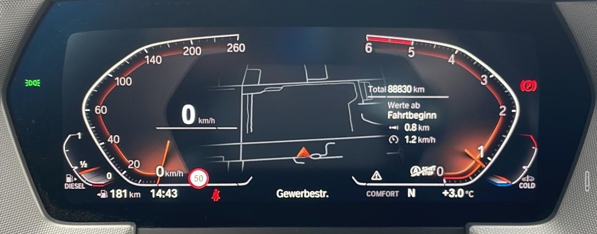 BMW 118d Advantage *LED* Navi* SHZ* PDC* Live Cockpit