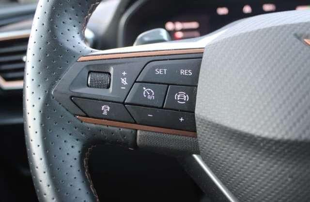 Cupra Formentor 1.5 TSI ACC LED PDC Keyless Digitales Cockpit CarP