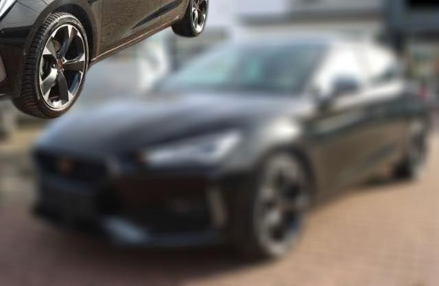 Cupra Leon 1.5 eTSI Navi LED Kamera ACC Winterpaket Carplay D