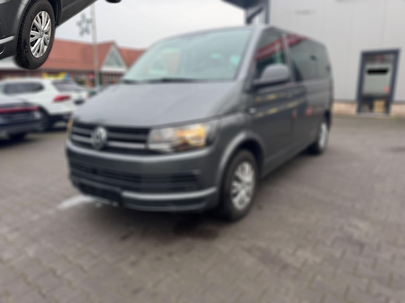 Volkswagen T6 Multivan T6Multivan Kam Standh PDC MFL NAVI AHK 1Hand TOP