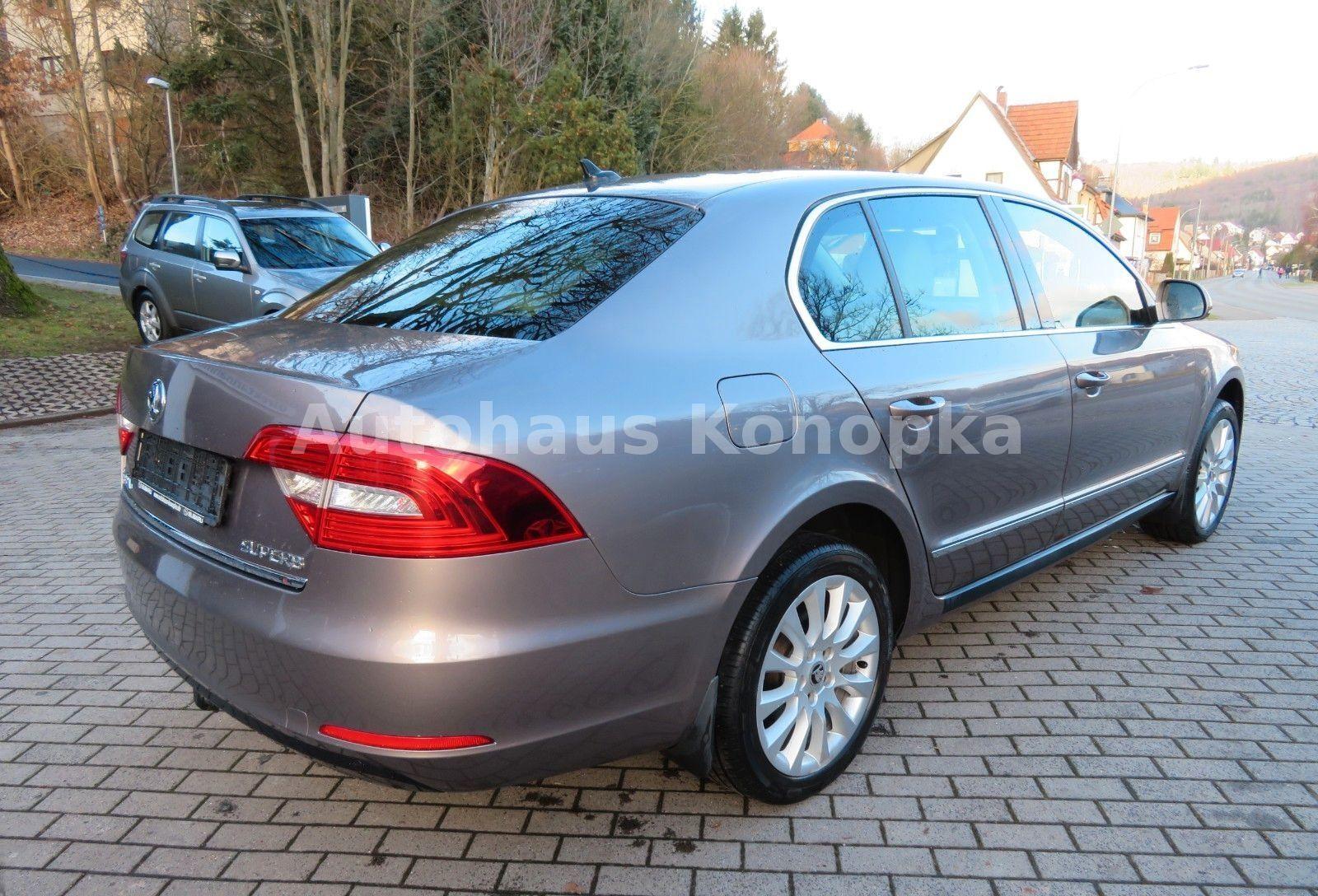 Skoda Superb Elegance 4X4+AHK