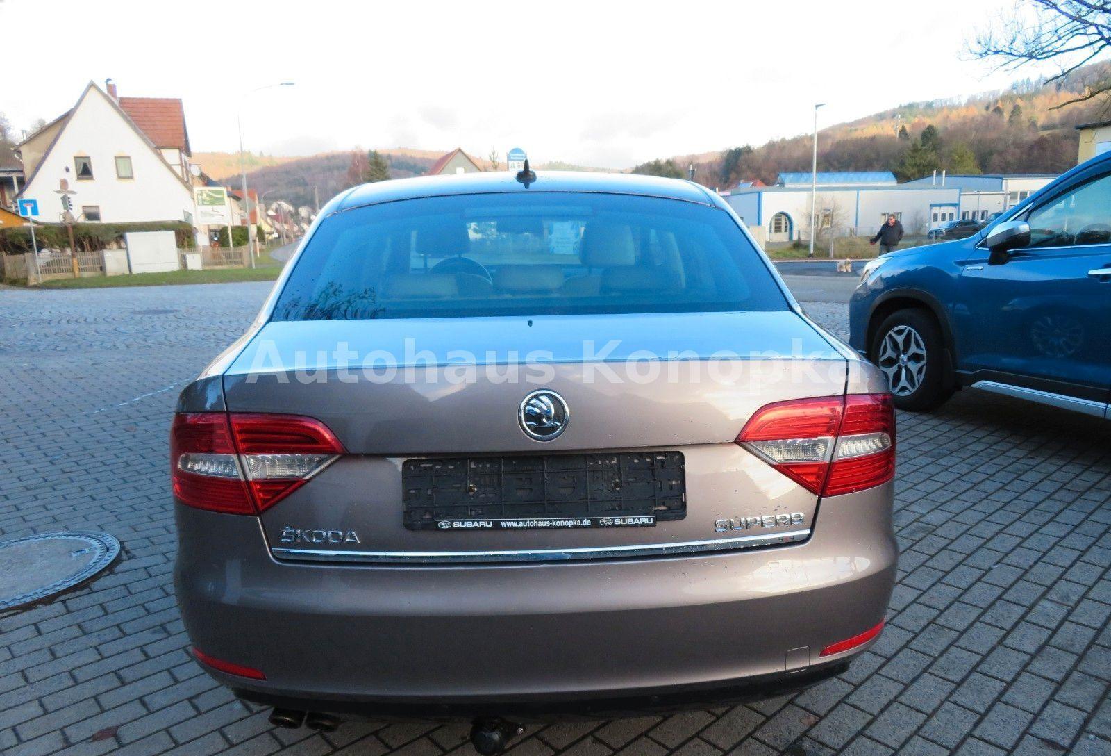 Skoda Superb Elegance 4X4+AHK