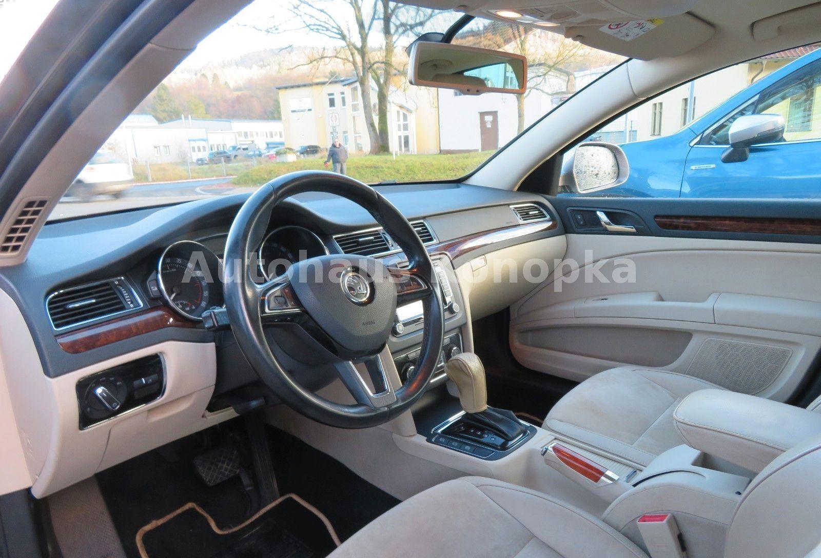 Skoda Superb Elegance 4X4+AHK