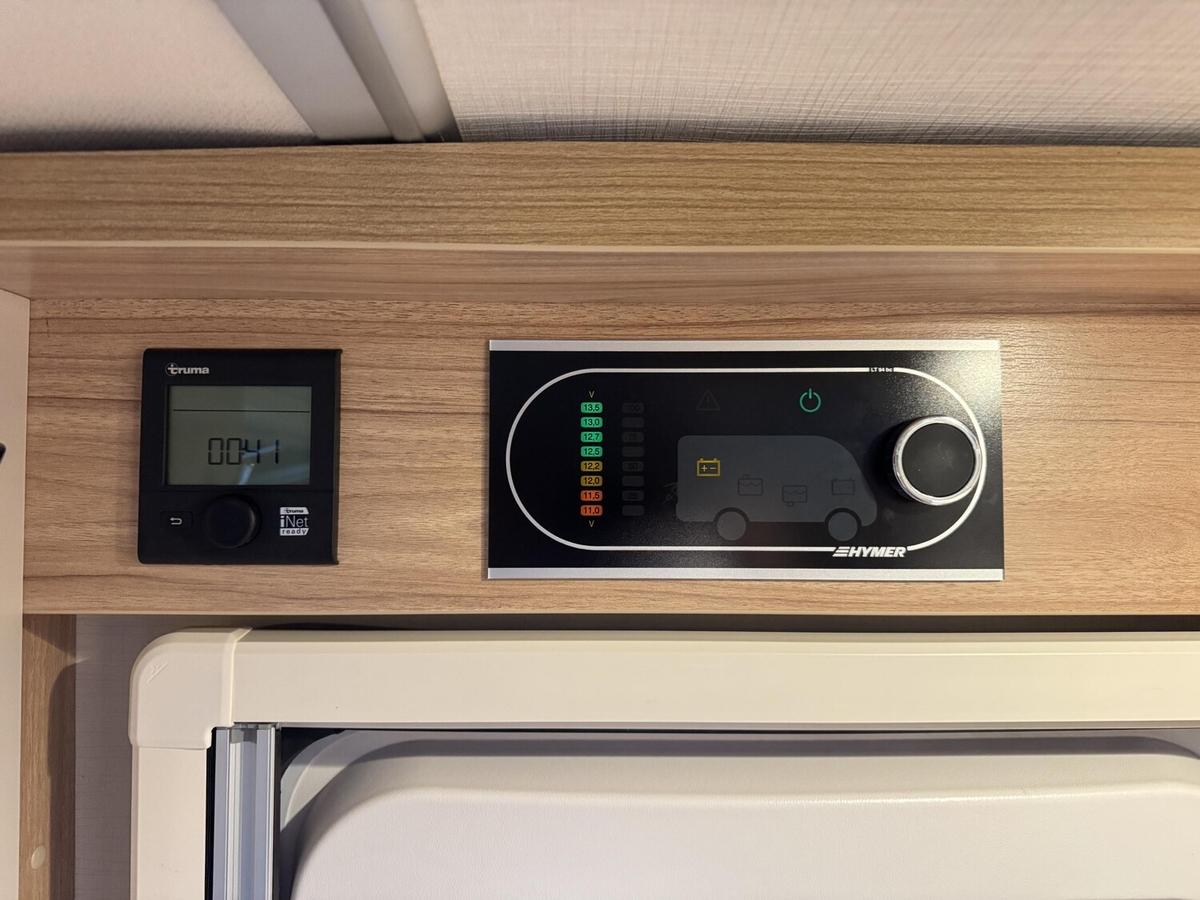 HYMER / ERIBA / HYMERCAR Andere Markise+Navi+Kamera+Fahrradträger