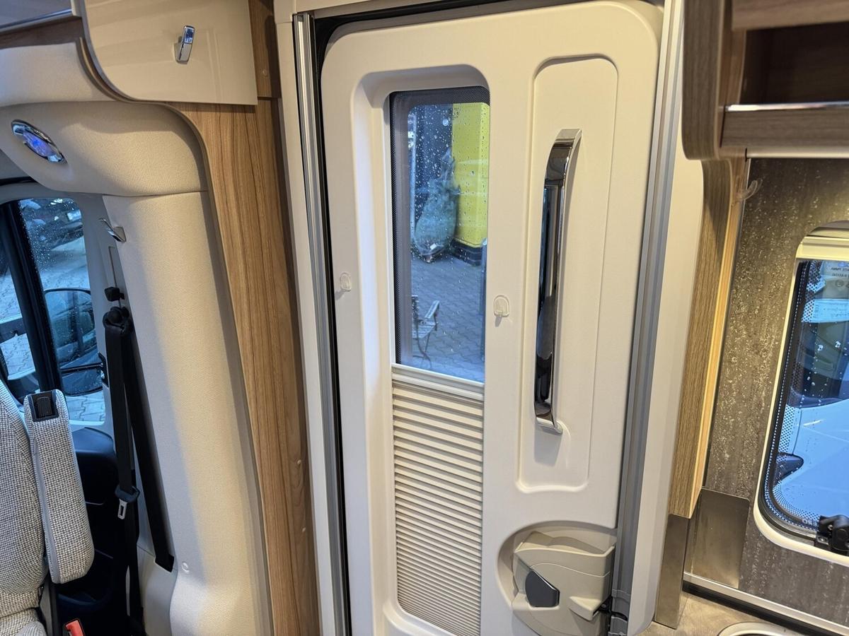 HYMER / ERIBA / HYMERCAR Andere Markise+Navi+Kamera+Fahrradträger