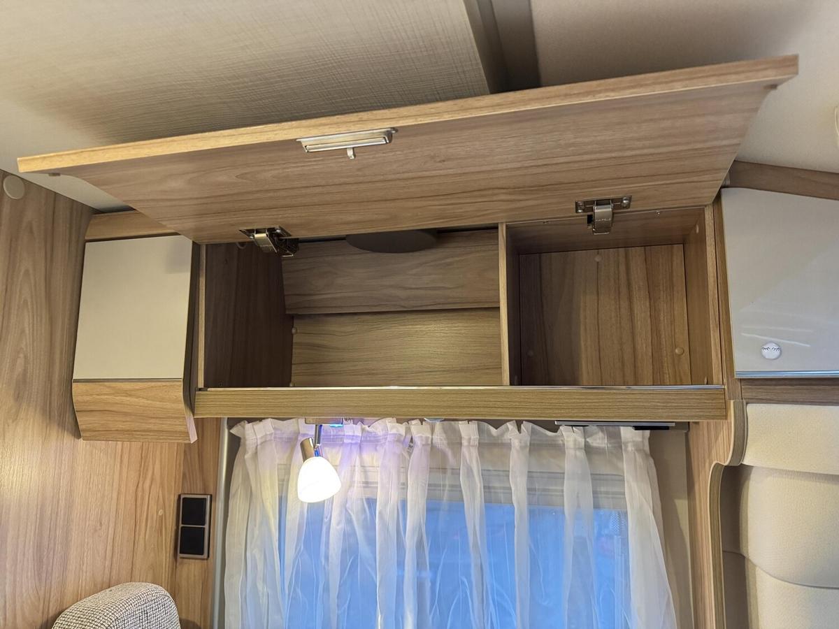 HYMER / ERIBA / HYMERCAR Andere Markise+Navi+Kamera+Fahrradträger