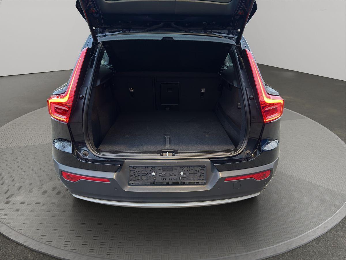 Volvo XC40 LED/VirCo/H&K/Pano/4xSHZ/Kam