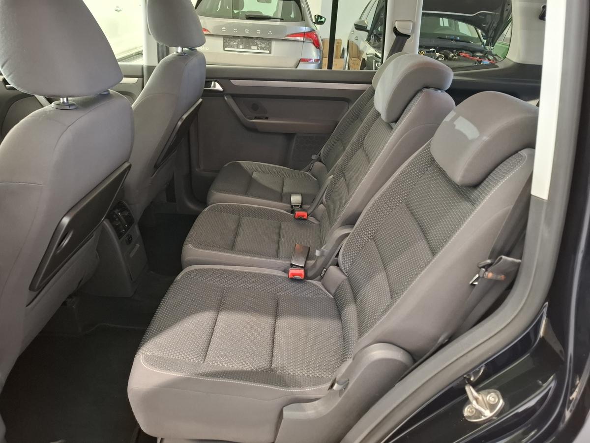 Volkswagen Touran 1.4 TSI 7 Sitzer AHK SHZ PDC