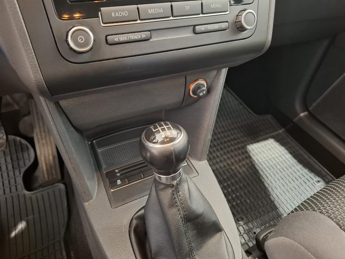 Volkswagen Touran 1.4 TSI 7 Sitzer AHK SHZ PDC