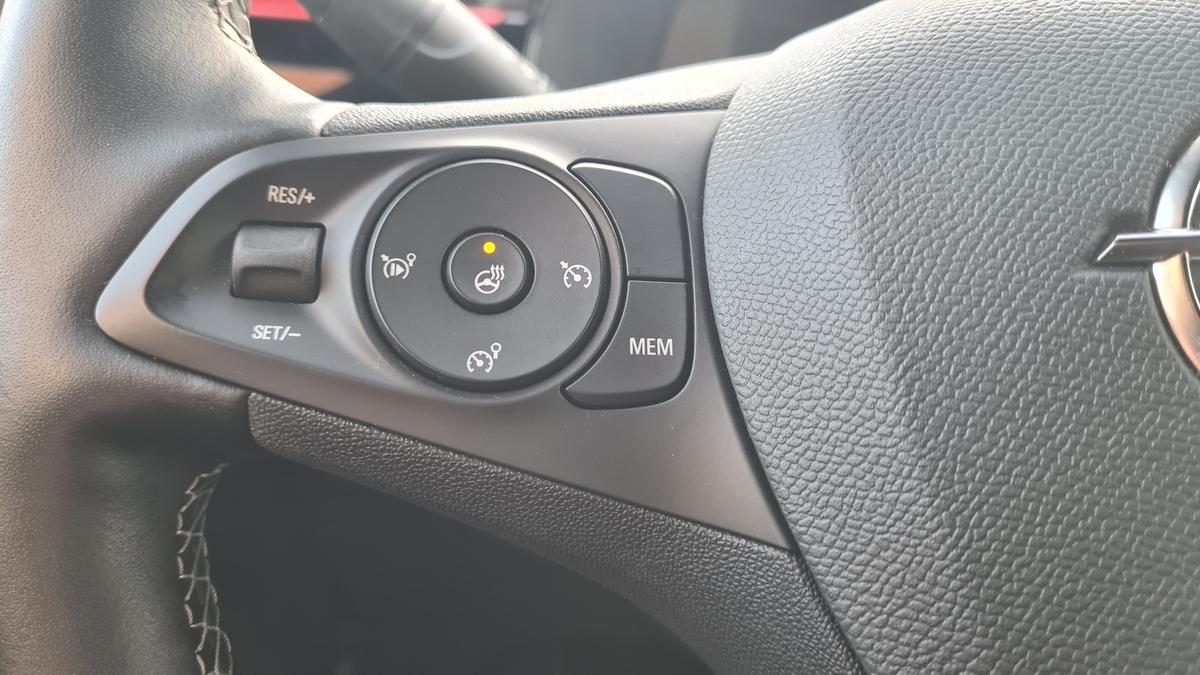 Opel Corsa F e GS-Line Navi 17 Zoll  11Kw Lader 