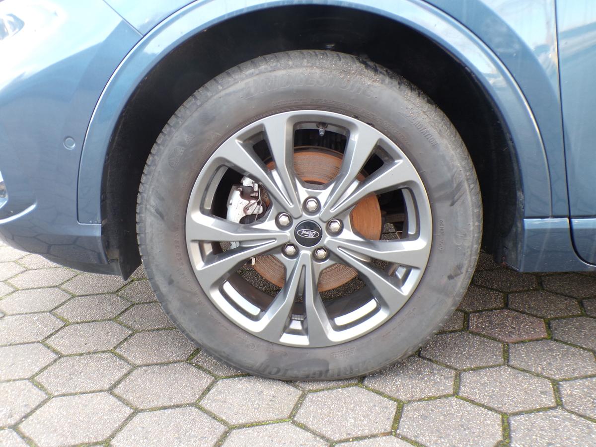 Ford Kuga ST-Line X PHEV AHK + Techno. + Fahreras.-P. + Winterp.