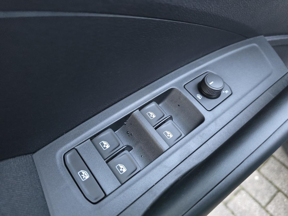 Skoda Fabia 1.0 TSi Selection 115 PS DSG #RFK #SHZ# KLIMA #LED 