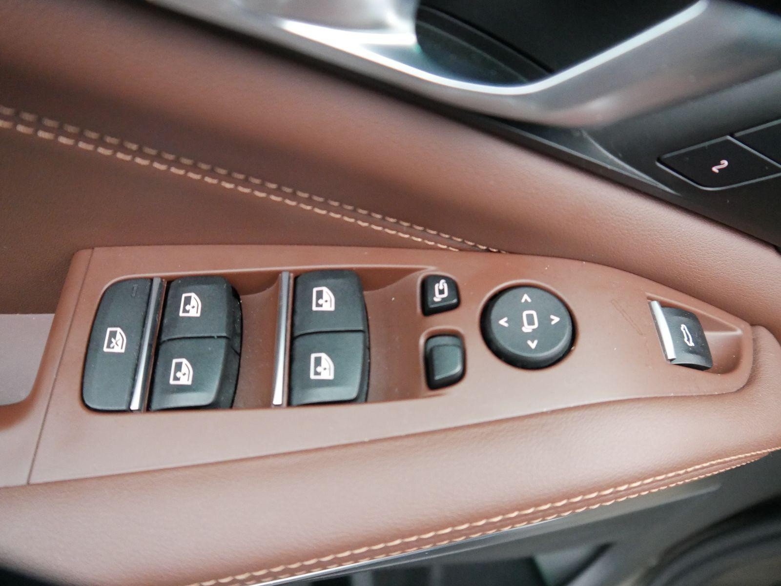 BMW X5 3.0d XDRIVE*NAVI*PDC*SHZ*MATRIX*AHK-ABNEHMBAR*TEMPOMAT*KAMERA*LEDER