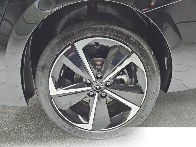Opel Astra 1.2 TURBO AUTO. SPORTS TOURER GS LED AGR WINTER KA