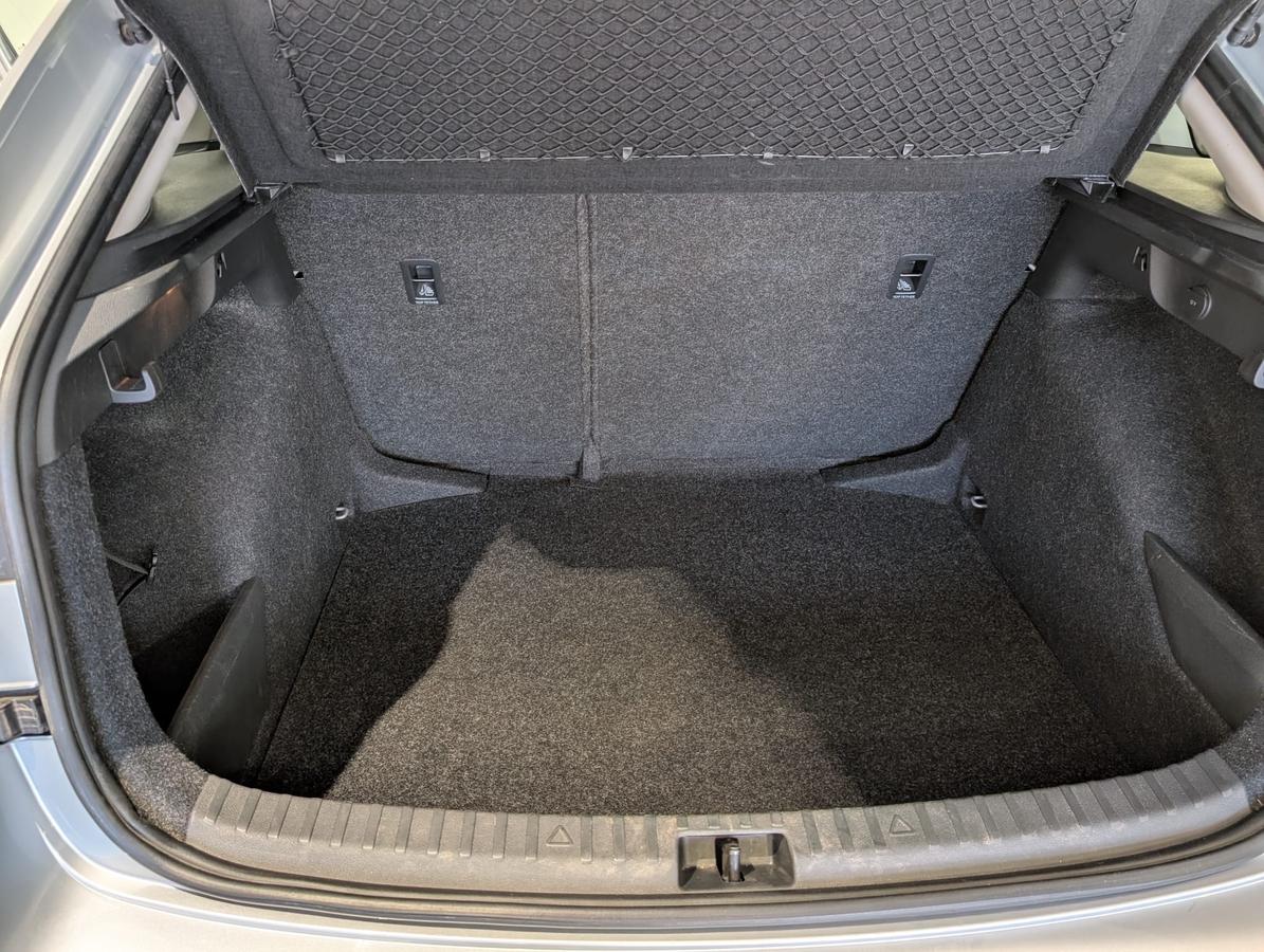 Skoda Scala 1.5TSI Garantie SHZ PDC GRA