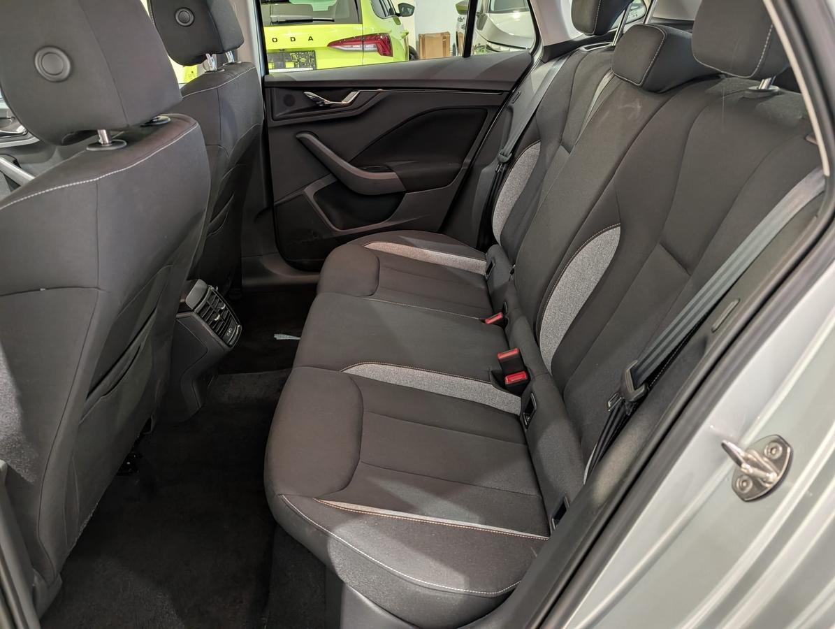 Skoda Kamiq 1.0TSI Garantie 2-Z-Klima  App PDC SHZ