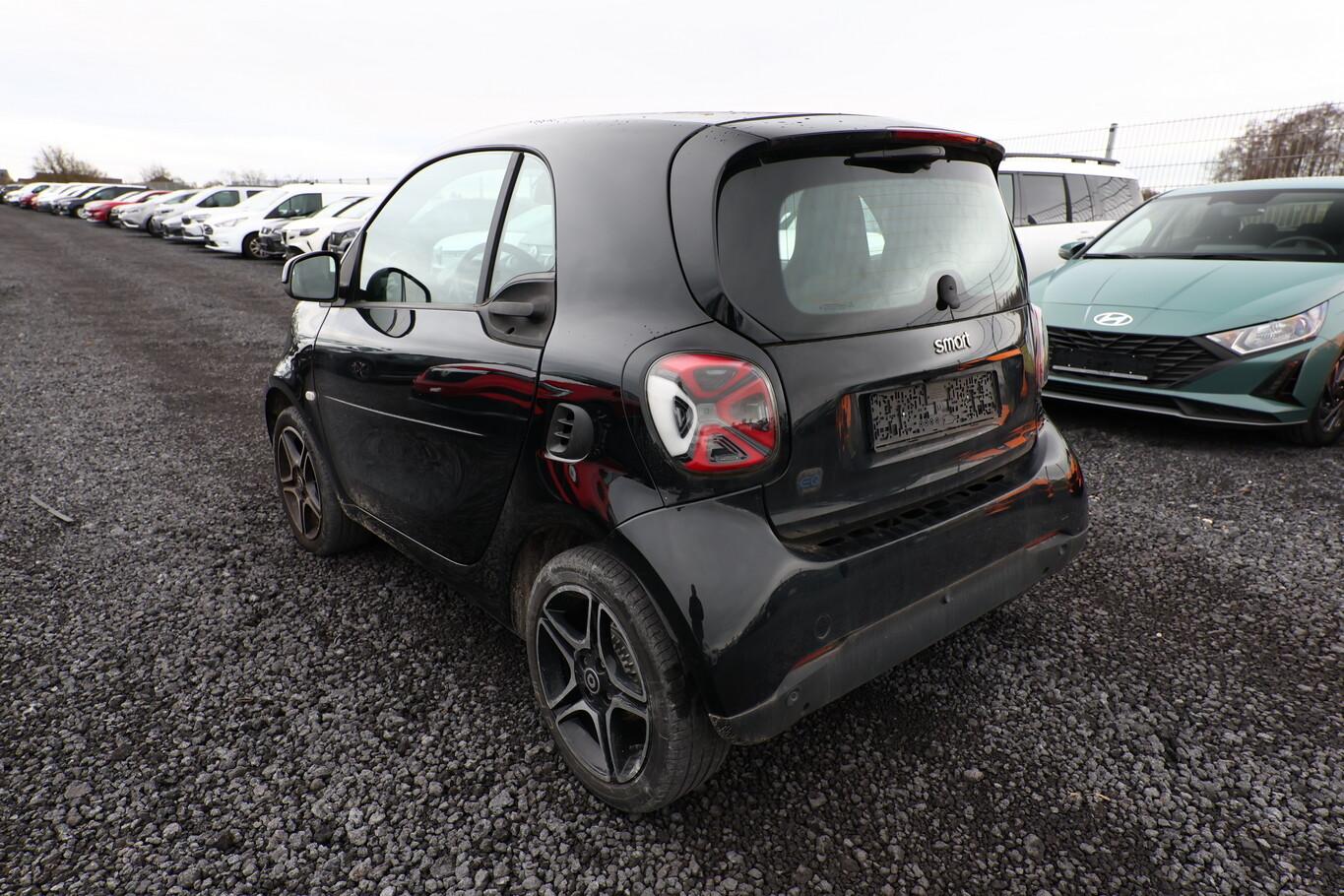 Smart ForTwo coupe EQ prime LED Nav Pano Kam PDC SHZ
