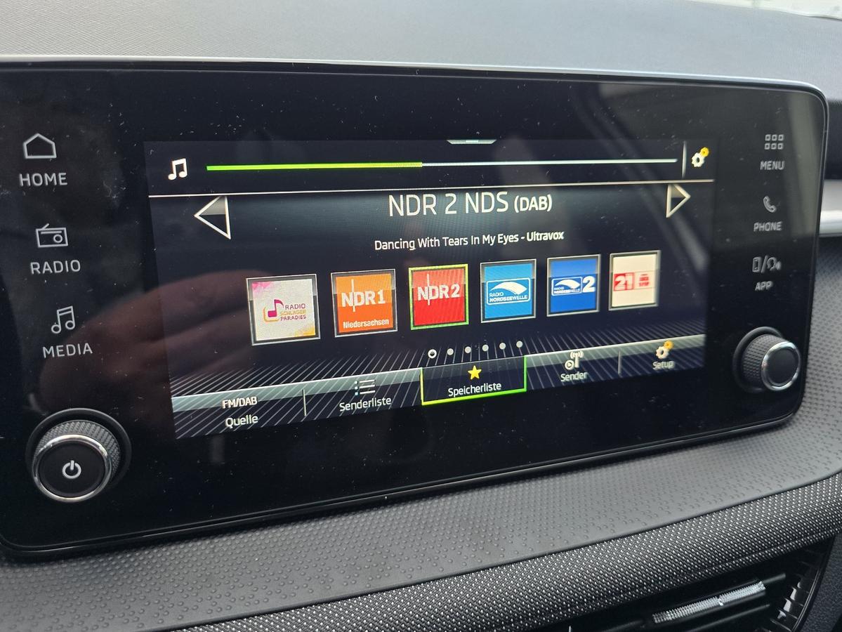 Skoda Fabia 1.0 TSI Selection 115 PS DSG EFK LED SHZ KLIMA  ALU