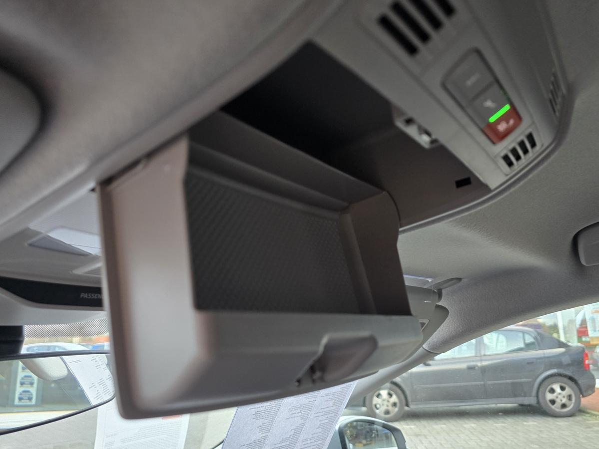 Skoda Fabia 1.0 TSI Selection 115 PS DSG EFK LED SHZ KLIMA  ALU