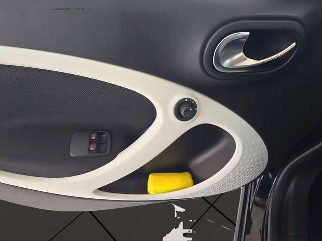 Smart ForFour *Navi*Klimaautom*Faltdach*SHZ*