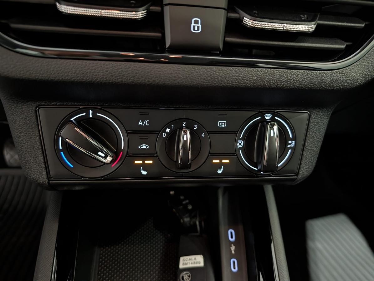 Skoda Scala 1.0TSI Garantie PDC SHZ