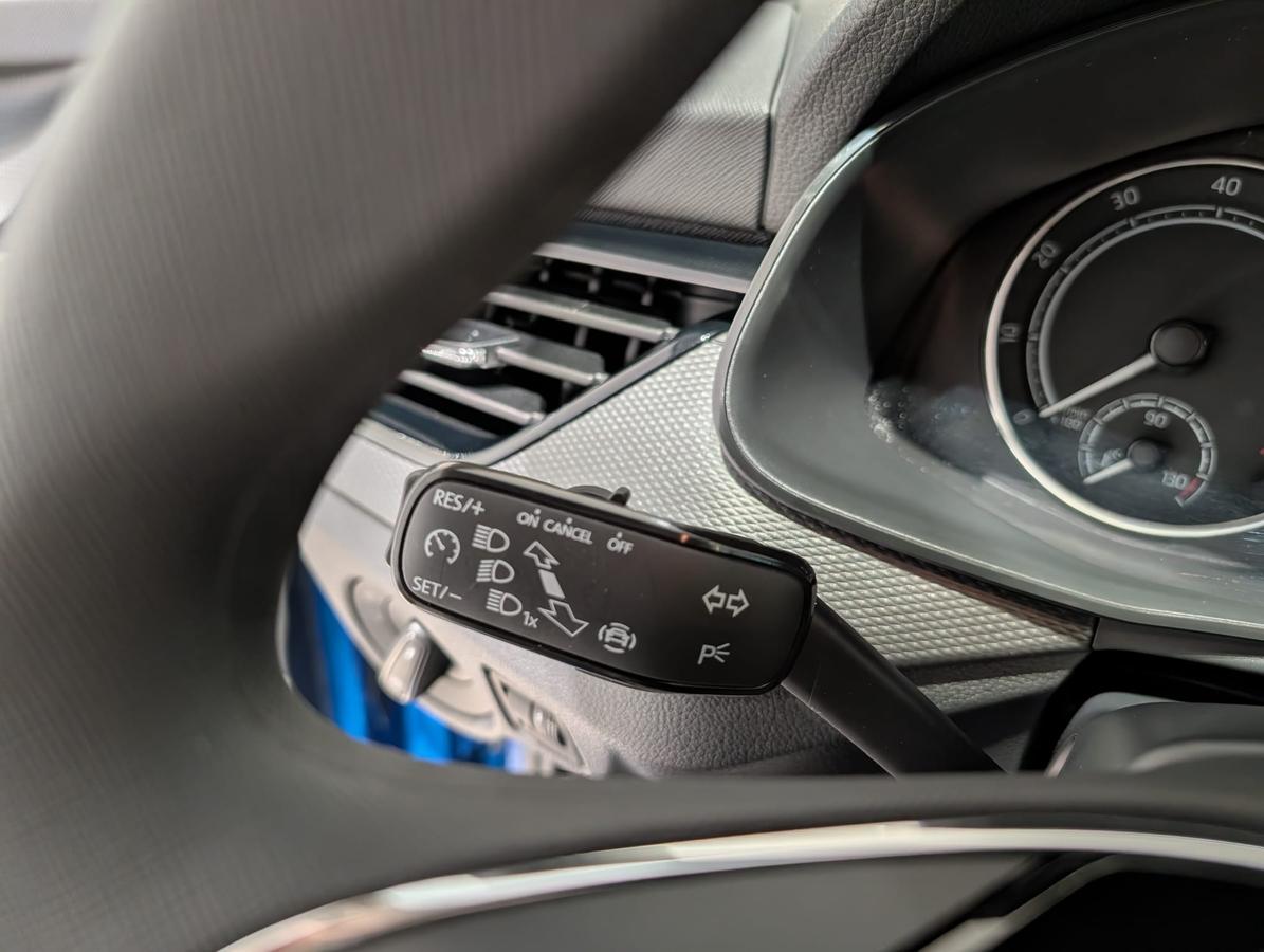 Skoda Scala 1.0TSI Garantie PDC SHZ