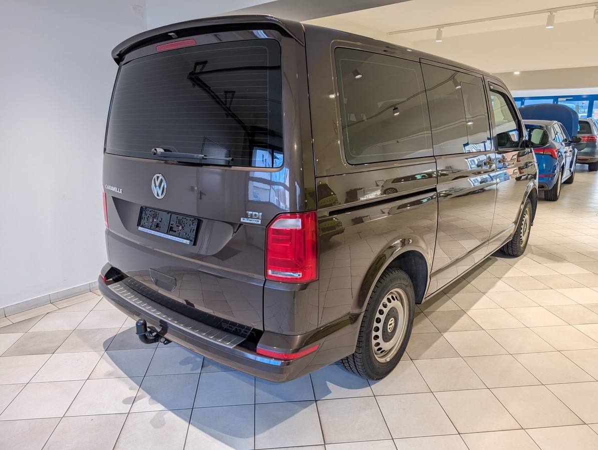 Volkswagen T6 Caravelle 9 Sitzer 3-Zonen-Klima Navi AHK GRA