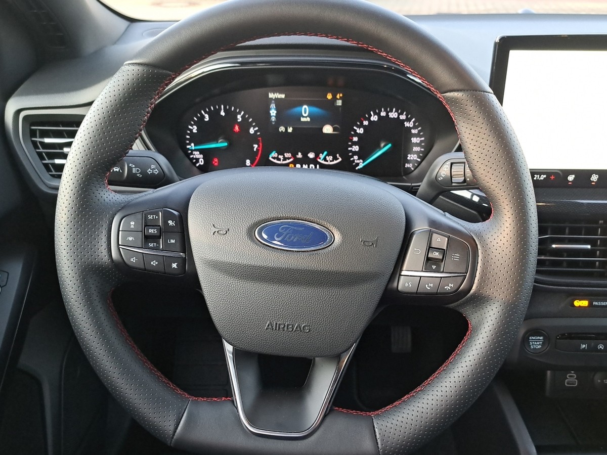 Ford Focus 1.0 EcoBoost Mild-Hybrid ST-Line *ACC*LED*BLIS*