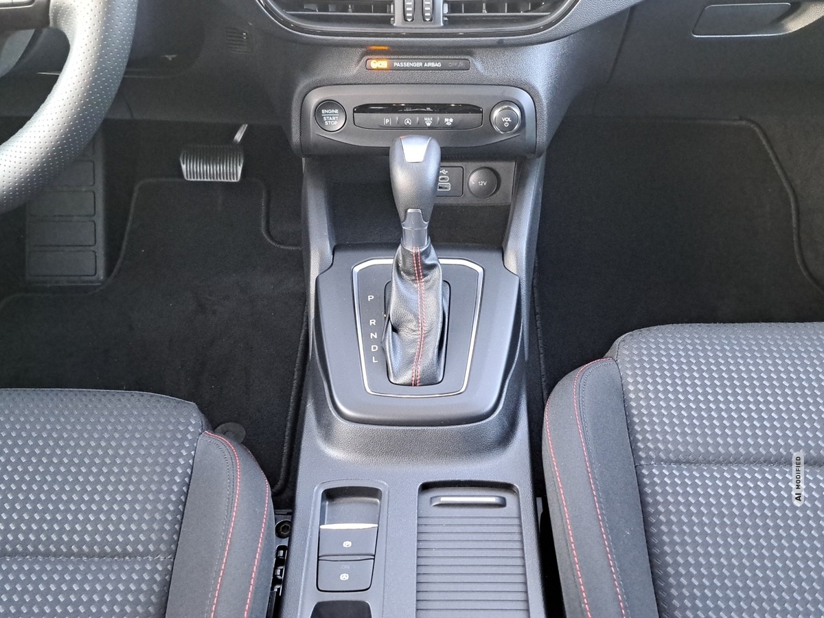 Ford Focus 1.0 EcoBoost Mild-Hybrid ST-Line *ACC*LED*BLIS*