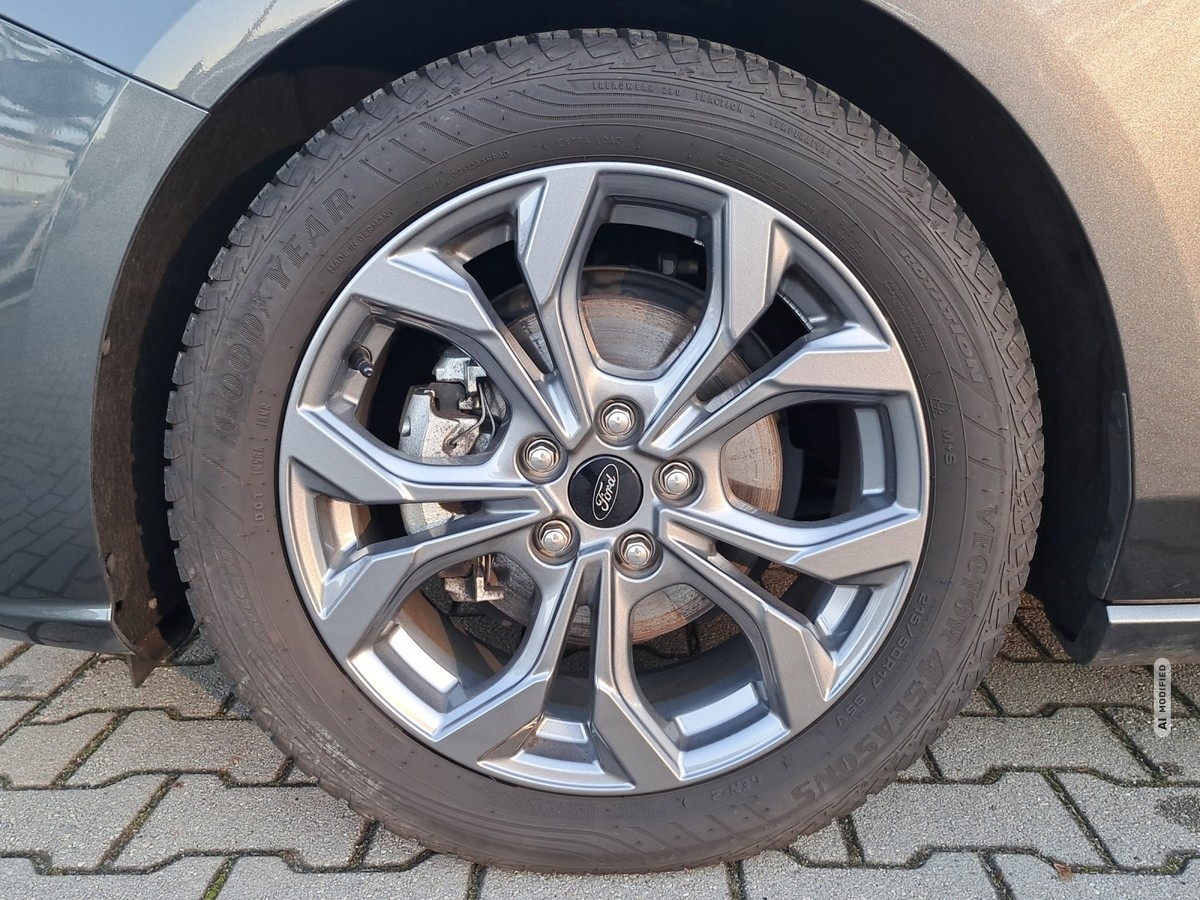 Ford Focus 1.0 EcoBoost Mild-Hybrid ST-Line *ACC*LED*BLIS*