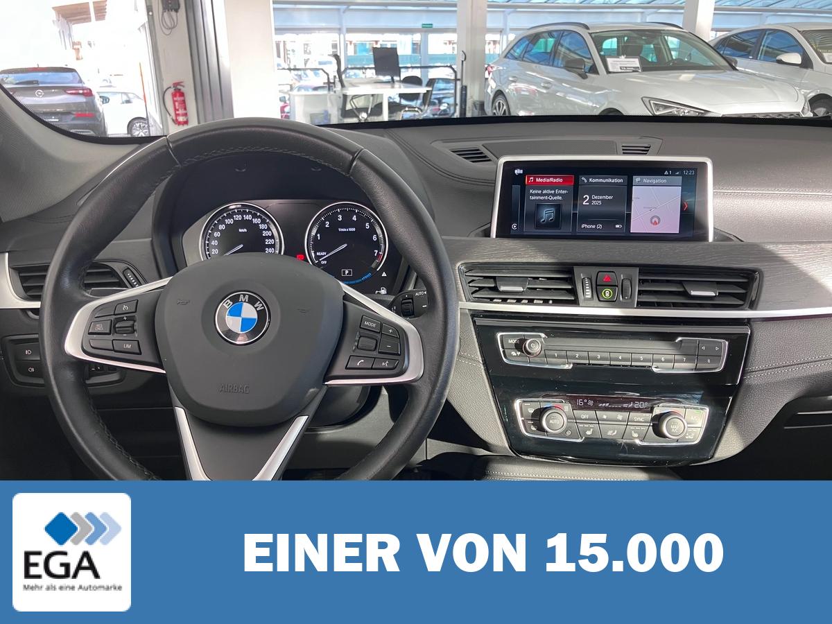 BMW X1 xDrive25e xLine Automatik - Leder/ Navi/ Sitzh.