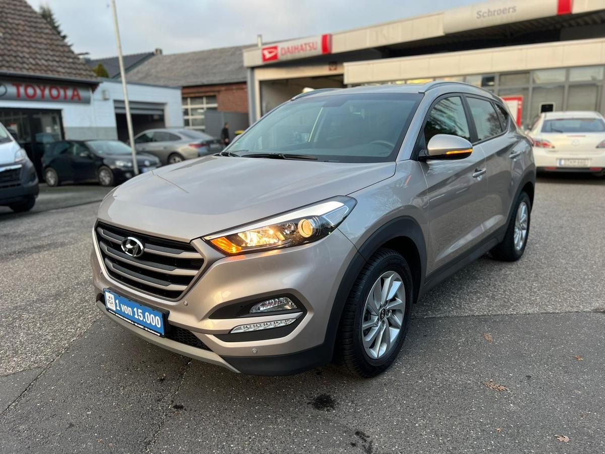 Hyundai Tucson 1.6 Trend 2WD Kl.Auto. - Sitzh - PDCv+h - RKam - Navi
