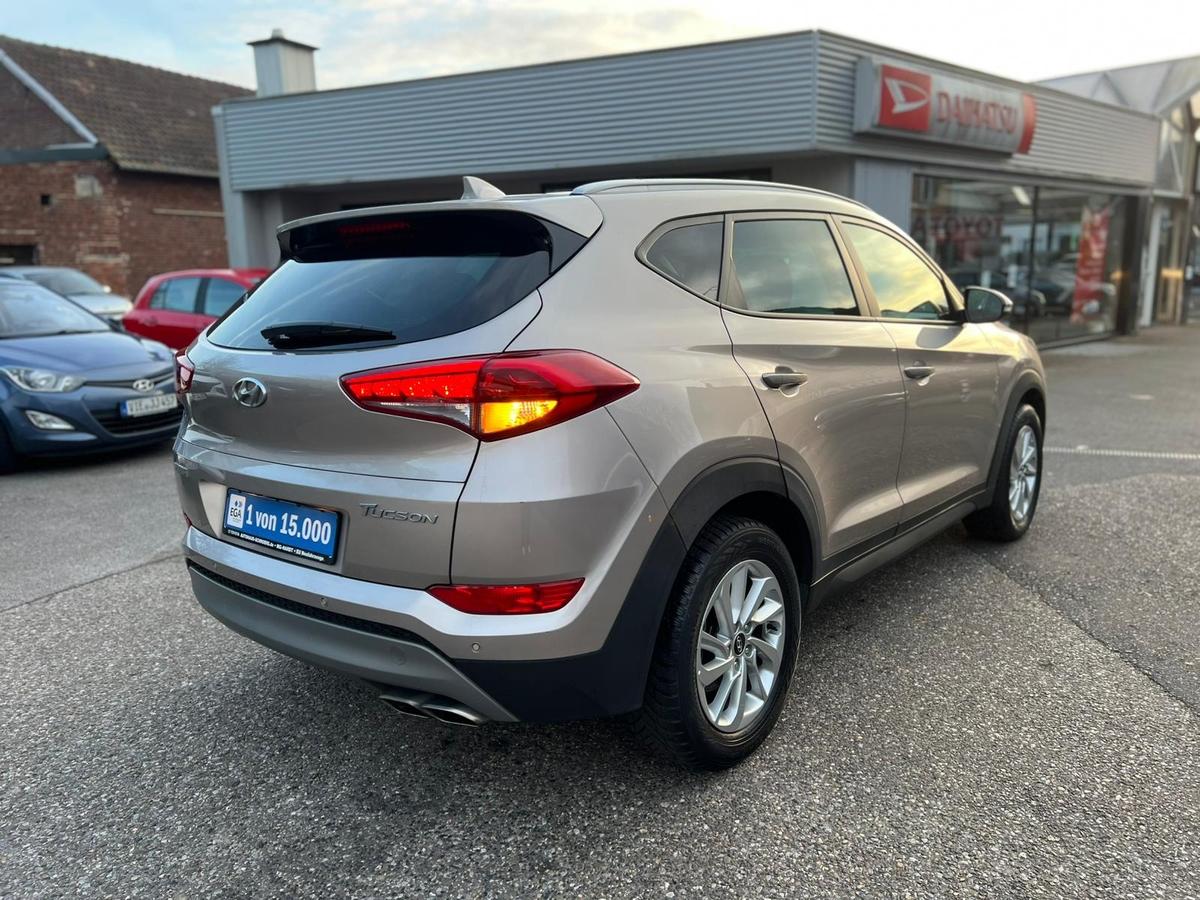 Hyundai Tucson 1.6 Trend 2WD Kl.Auto. - Sitzh - PDCv+h - RKam - Navi